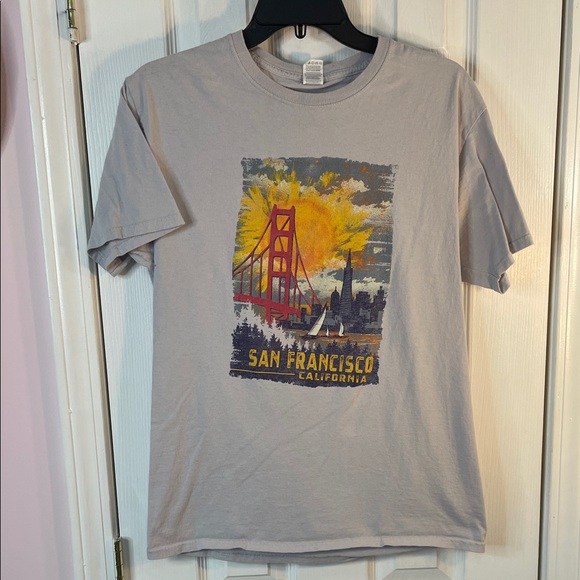 Fruit of the Loom Tops - San Francisco Fruit of the Loom Golden Gate Graphic T-Shirt Unisex Gray Medium
